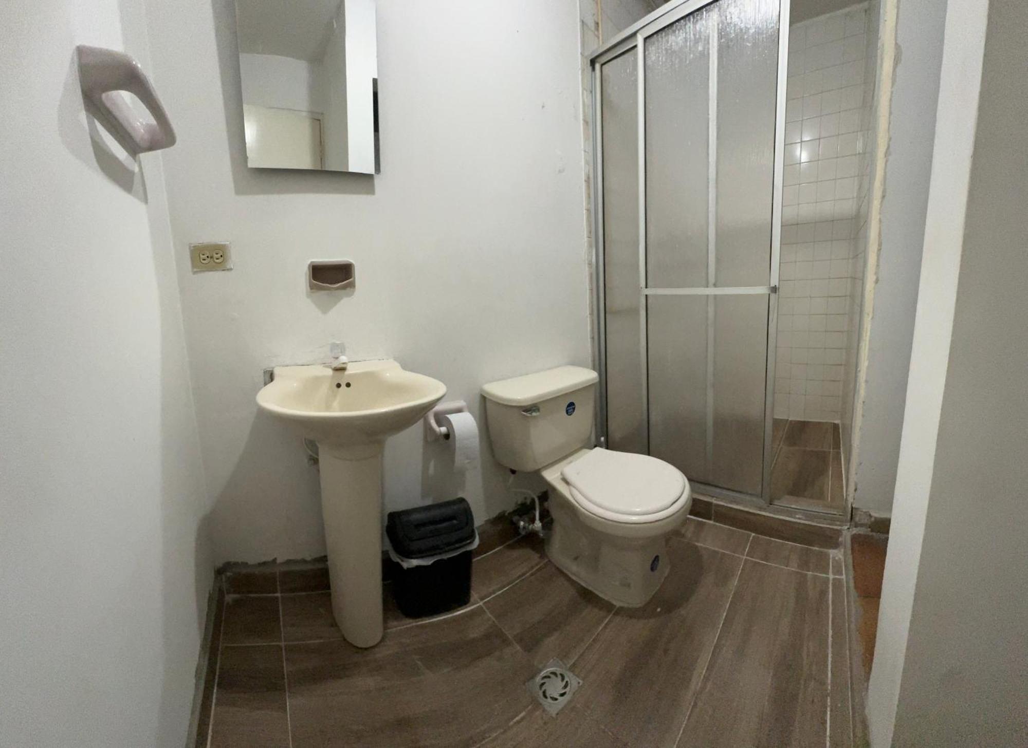 Casa Arq Hostal Кали Екстериор снимка